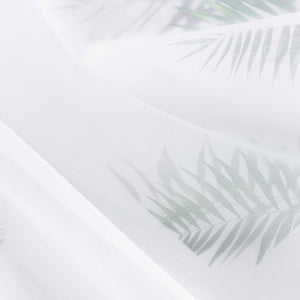 Scheibengardine Weihnachten Transparent mit rotem Rand und Weihnachts Stickerei - Joyswahl
